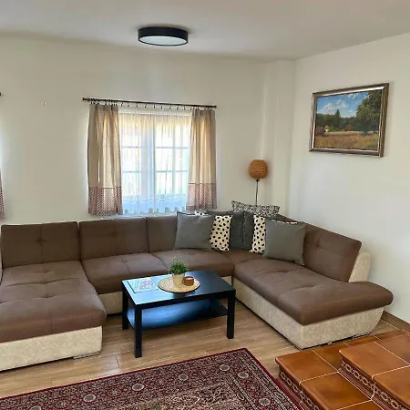 别墅 Rusinsky Dvor S Privatnym Wellness Maly Lipnik