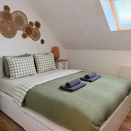 Rusinsky Dvor S Privatnym Wellness 别墅