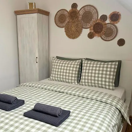 Villa Rusínsky Dvor S Privátnym Wellness Maly Lipnik