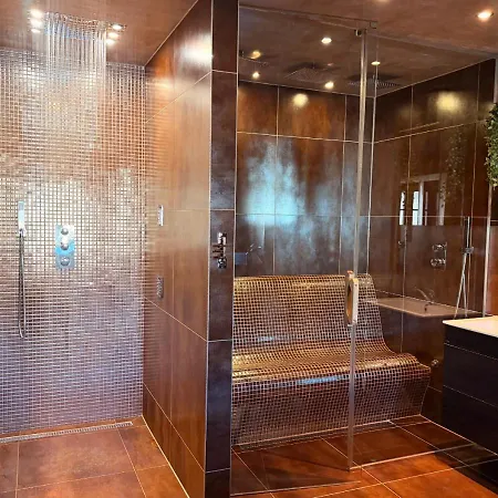Rusinsky Dvor S Privatnym Wellness Maly Lipnik
