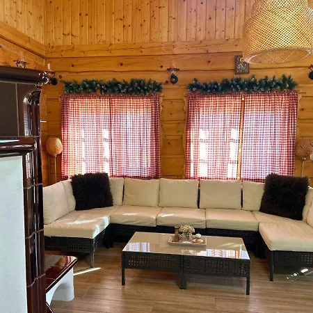 Rusinsky Dvor S Privatnym Wellness * Maly Lipnik