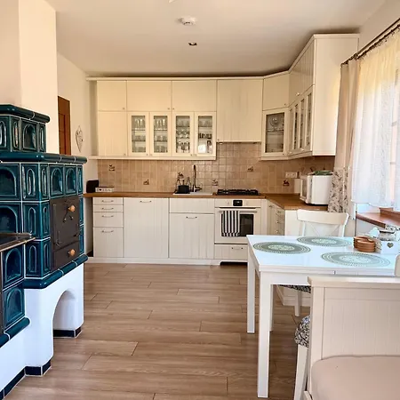Rusinsky Dvor S Privatnym Wellness فيلة