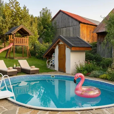 Rusinsky Dvor S Privatnym Wellness فيلة Maly Lipnik