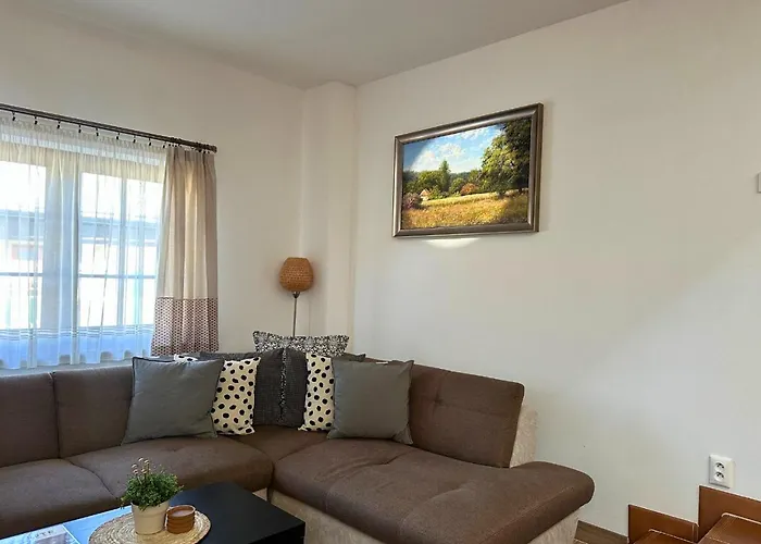 빌라 Rusinsky Dvor S Privatnym Wellness Maly Lipnik